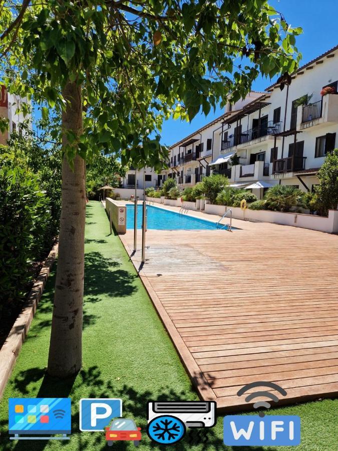 Residencial Delta Garden'S Apartment Sant Jaume d'Enveja Bagian luar foto