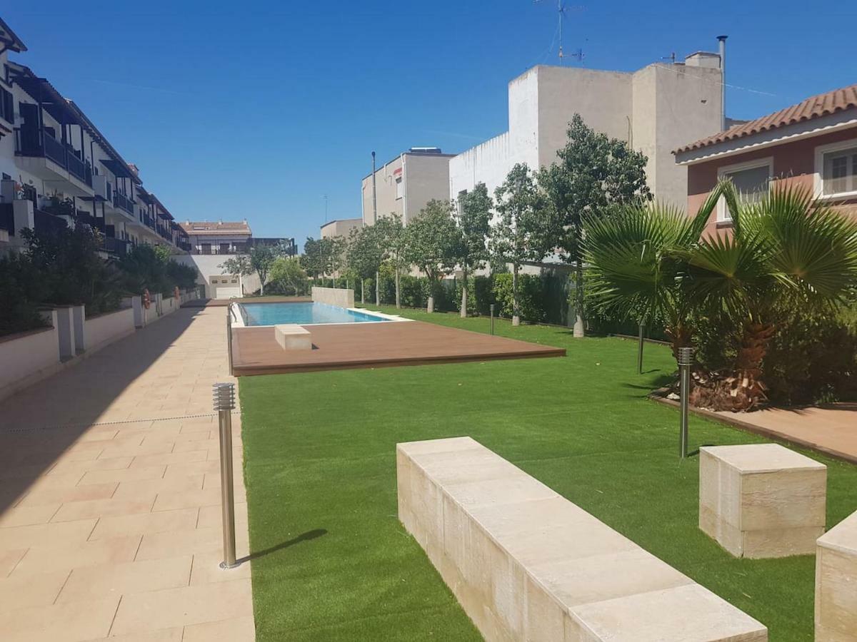 Residencial Delta Garden'S Apartment Sant Jaume d'Enveja Bagian luar foto